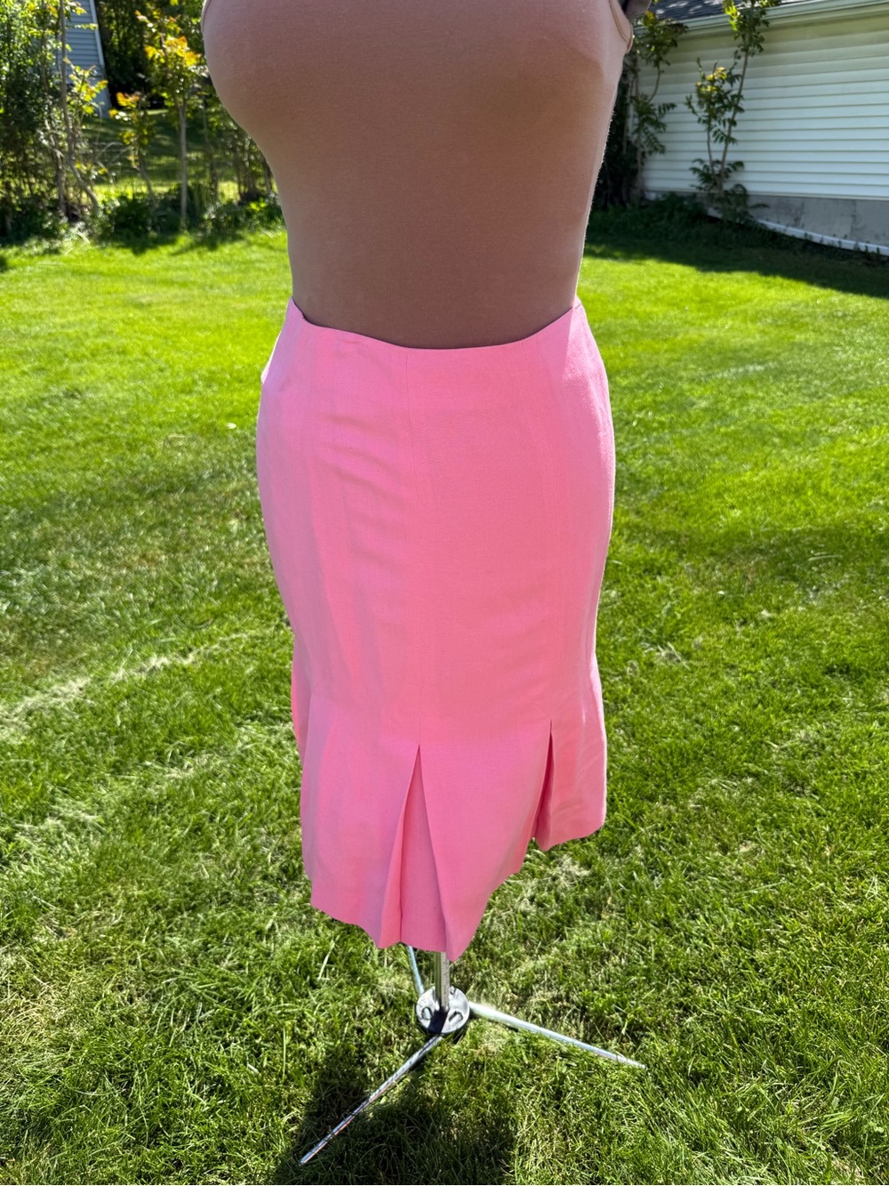 Harold’s Pink Pencil Skirt Size 8 Pleated Hem Career Office Barbiecore